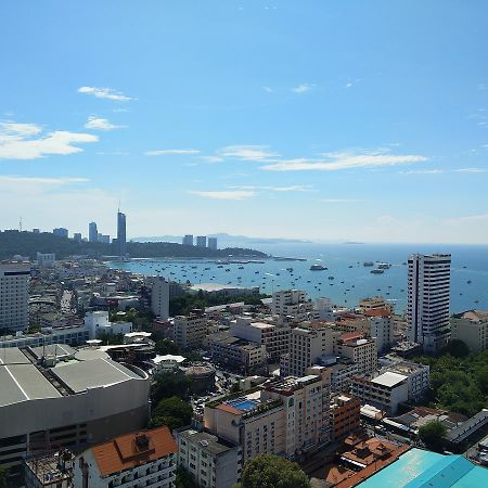 The Base Pattaya 芭提雅基地公寓 Ngoại thất bức ảnh