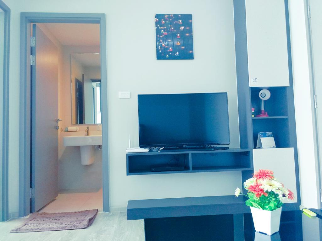 The Base Pattaya 芭提雅基地公寓 Ngoại thất bức ảnh